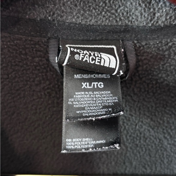 The North Face Black Fleece Jacket - Picture 2 of 7